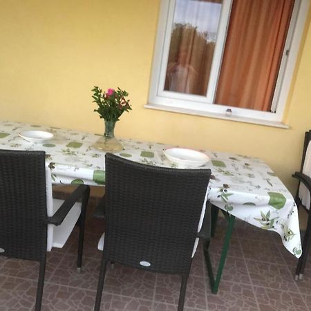 Apartments Iva Rogoznica  Eksteriør billede